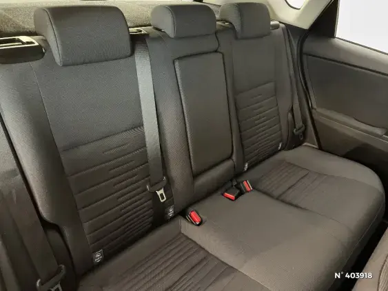 TOYOTA AURIS II - voiture d'occasion - Photo 11