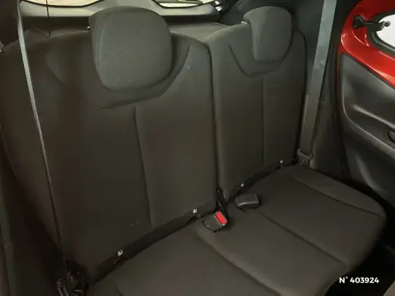 TOYOTA AYGO X - voiture d'occasion - Photo 11