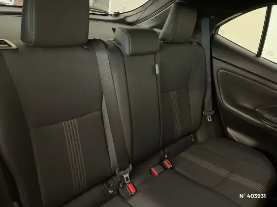 TOYOTA YARIS CROSS I - voiture d'occasion - Photo 11