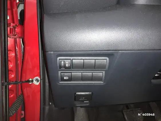 TOYOTA YARIS IV - voiture d'occasion - Photo 15