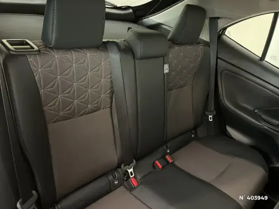 TOYOTA YARIS CROSS I - voiture d'occasion - Photo 11