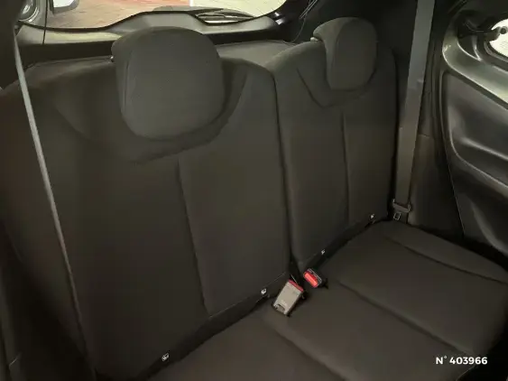 TOYOTA AYGO X - voiture d'occasion - Photo 11