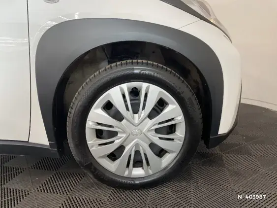 TOYOTA AYGO X - voiture d'occasion - Photo 8