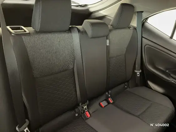TOYOTA YARIS CROSS I - voiture d'occasion - Photo 11
