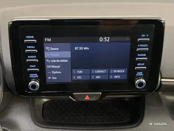 TOYOTA YARIS IV - voiture d'occasion - Photo 15