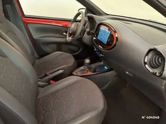 TOYOTA AYGO X - voiture d'occasion - Photo 10