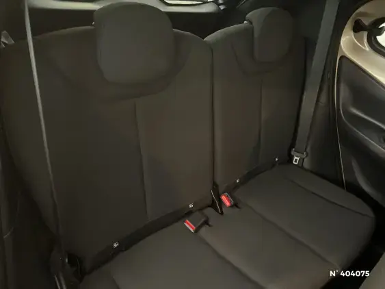TOYOTA AYGO X - voiture d'occasion - Photo 11
