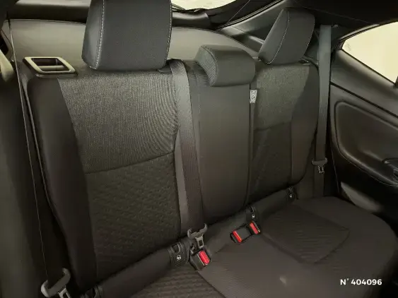 TOYOTA YARIS CROSS I - voiture d'occasion - Photo 11