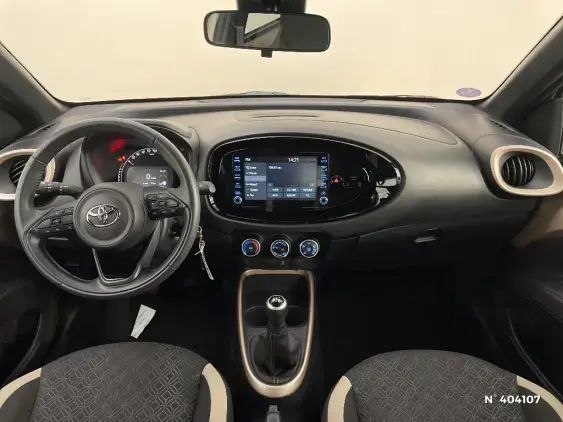 TOYOTA AYGO X - voiture d'occasion - Photo 9