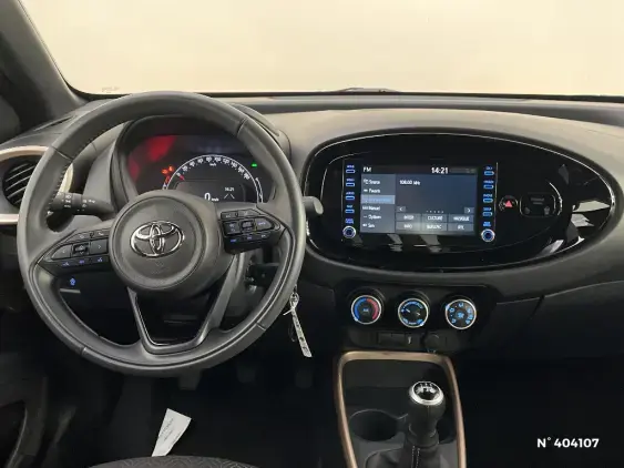 TOYOTA AYGO X - voiture d'occasion - Photo 13