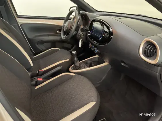 TOYOTA AYGO X - voiture d'occasion - Photo 10