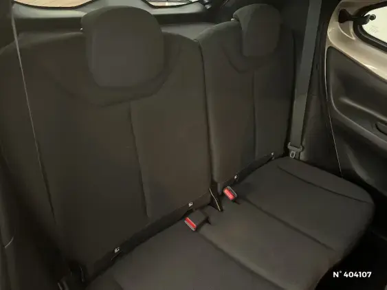 TOYOTA AYGO X - voiture d'occasion - Photo 11