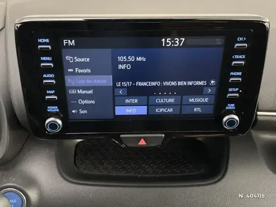 TOYOTA YARIS IV - voiture d'occasion - Photo 15