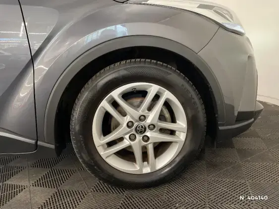 TOYOTA C-HR - voiture d'occasion - Photo 8