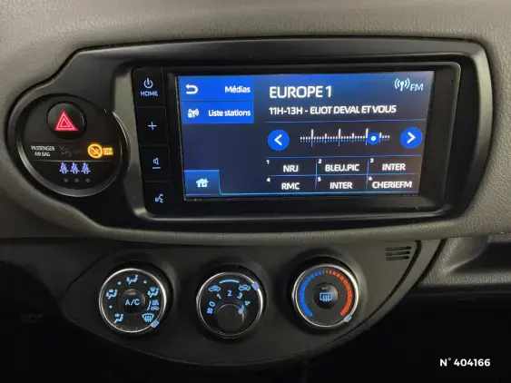 TOYOTA YARIS III - voiture d'occasion - Photo 15