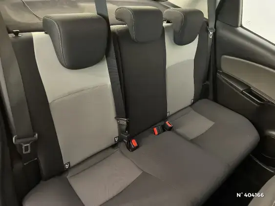 TOYOTA YARIS III - voiture d'occasion - Photo 11