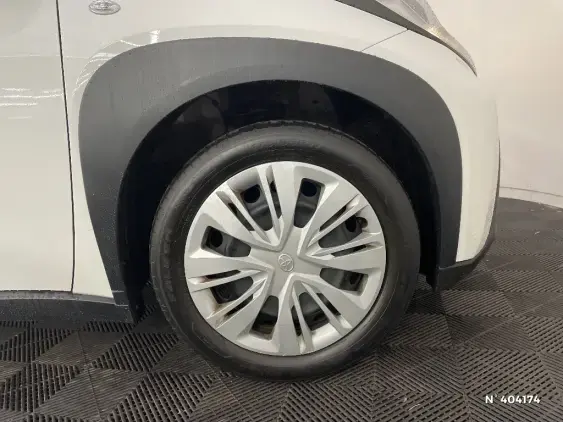 TOYOTA AYGO X - voiture d'occasion - Photo 8