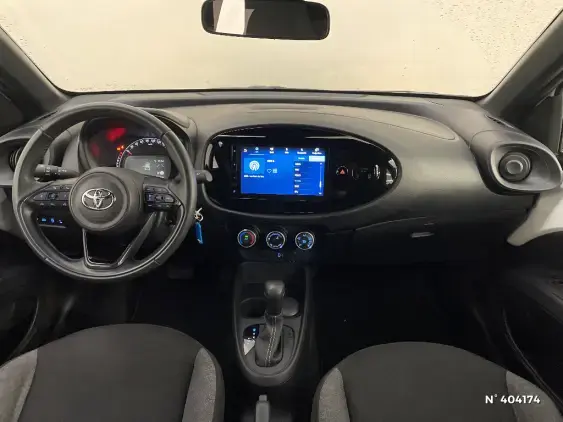 TOYOTA AYGO X - voiture d'occasion - Photo 9