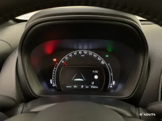 TOYOTA AYGO X - voiture d'occasion - Photo 12