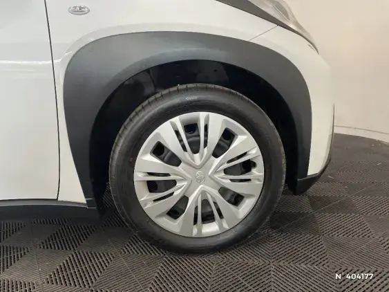 TOYOTA AYGO X - voiture d'occasion - Photo 8