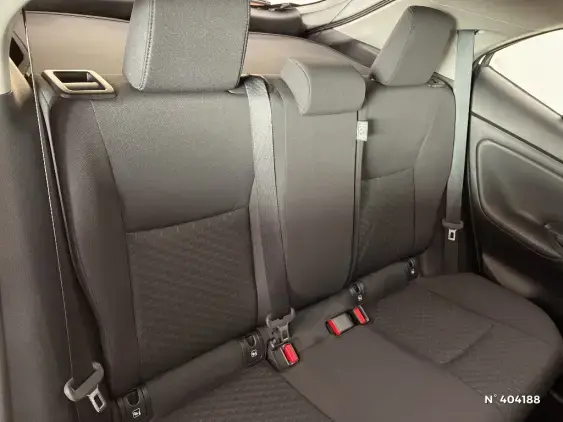 TOYOTA YARIS CROSS I - voiture d'occasion - Photo 11