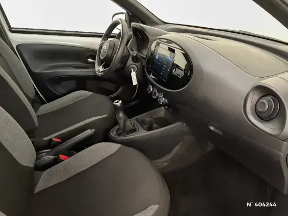 TOYOTA AYGO X - voiture d'occasion - Photo 10
