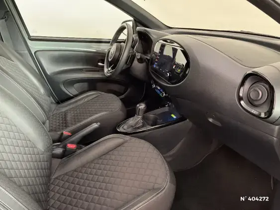 TOYOTA AYGO X - voiture d'occasion - Photo 10