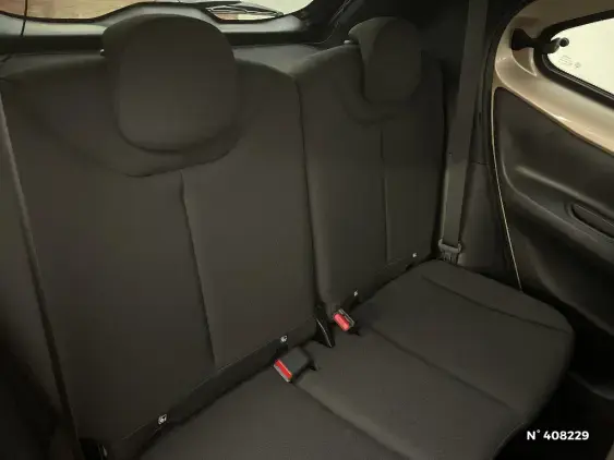 TOYOTA AYGO X - voiture d'occasion - Photo 11