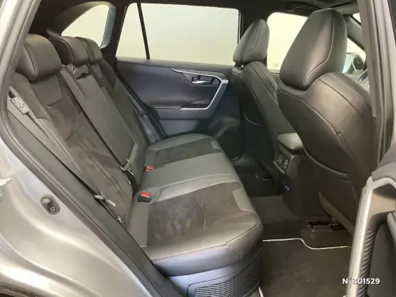 TOYOTA RAV4 V - voiture d'occasion - Photo 11