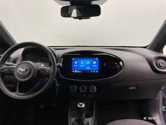 TOYOTA AYGO X - voiture d'occasion - Photo 9