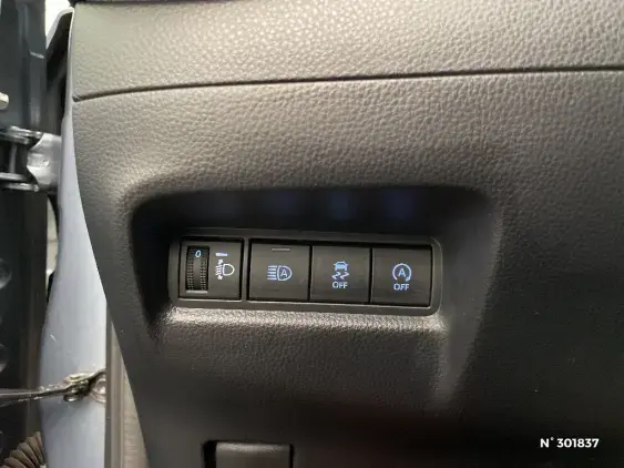 TOYOTA AYGO X - voiture d'occasion - Photo 15