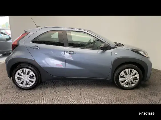 TOYOTA AYGO X - voiture d'occasion - Photo 5