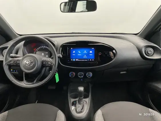 TOYOTA AYGO X - voiture d'occasion - Photo 9