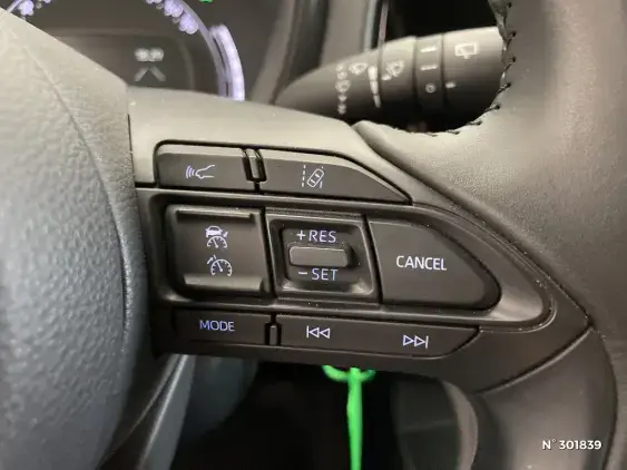 TOYOTA AYGO X - voiture d'occasion - Photo 30