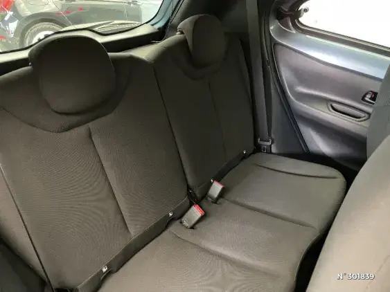TOYOTA AYGO X - voiture d'occasion - Photo 11