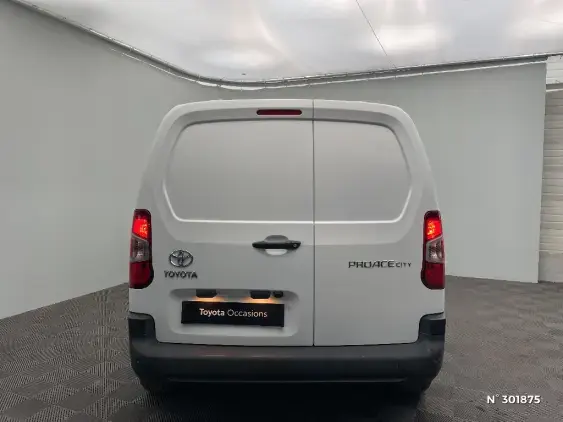 TOYOTA PROACE CITY - voiture d'occasion - Photo 6