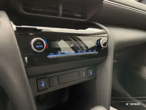 TOYOTA YARIS CROSS I - voiture d'occasion - Photo 30