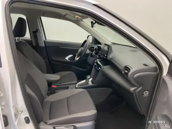 TOYOTA YARIS CROSS I - voiture d'occasion - Photo 10