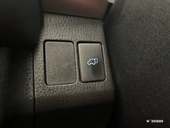 TOYOTA RAV4 IV - voiture d'occasion - Photo 31