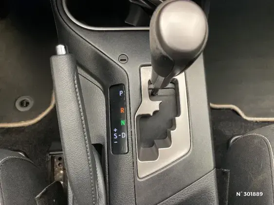 TOYOTA RAV4 IV - voiture d'occasion - Photo 34