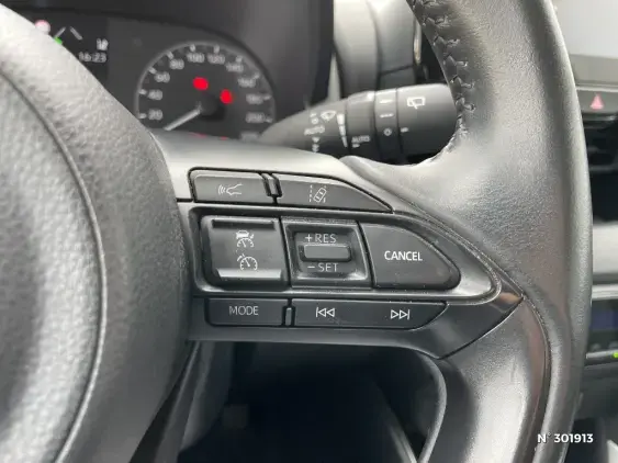 TOYOTA YARIS IV - voiture d'occasion - Photo 32