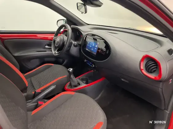 TOYOTA AYGO X - voiture d'occasion - Photo 10