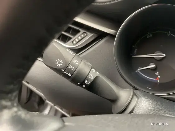 TOYOTA C-HR - voiture d'occasion - Photo 27