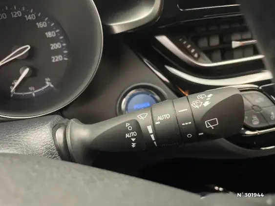 TOYOTA C-HR - voiture d'occasion - Photo 28