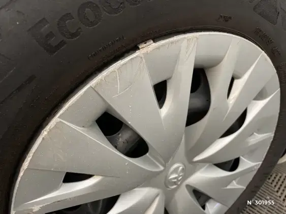 TOYOTA YARIS IV - voiture d'occasion - Photo 29