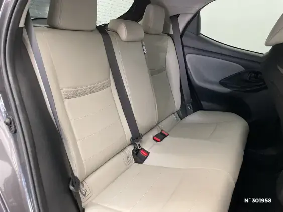TOYOTA YARIS IV - voiture d'occasion - Photo 11