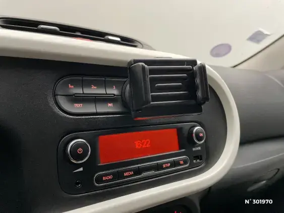 RENAULT TWINGO III - voiture d'occasion - Photo 13