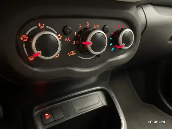 RENAULT TWINGO III - voiture d'occasion - Photo 14