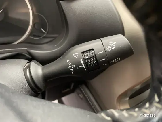 LEXUS NX - voiture d'occasion - Photo 27