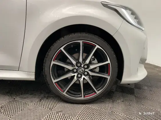 TOYOTA YARIS IV - voiture d'occasion - Photo 8